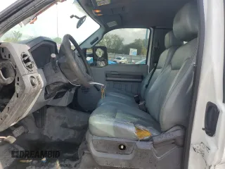 2011 Ford F-250 XL with VIN 1FT7X2A64BEC80083, listed as a Copart auction lot 54929895 with 92,134 mi miles and Salvage title. Bid and sale history available at DreamBid. Image 7.