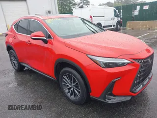 2024 Lexus NX 350 Premium z VIN 2T2GGCEZXRC044024, wystawiony jako IAAI lot #42278940 z przebiegiem 11 388 mil mil oraz . Historia ofert i sprzedaży dostępna na DreamBid. Obrazek 1.
