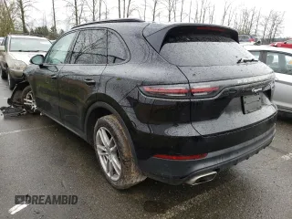 2019 Porsche Cayenne z VIN WP1AA2AY8KDA15633, wystawiony jako Copart lot #68415951 z przebiegiem 17 245 mil mil oraz . Historia ofert i sprzedaży dostępna na DreamBid. Obrazek 3.