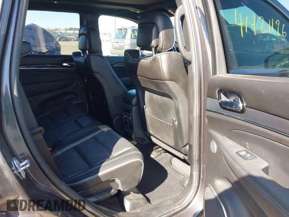 2019 Jeep Grand Cherokee Overland with VIN 1C4RJFCGXKC640377, listed as a IAAI auction lot 41721196 with 79,745 mi miles. Bid and sale history available at carsss.com. Image 8.