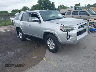 2024 Toyota 4Runner SR5 с VIN JTEEU5JR9R5309272, выставлен на аукционе IAAI как лот 42622627 с пробегом 48 763 миль миль и . История ставок и продаж доступна на DreamBid. Изображение 1.