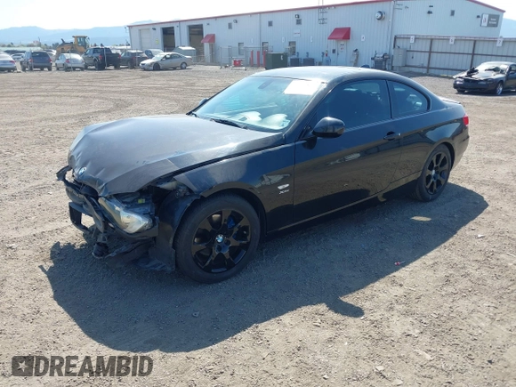 2010 BMW 3 Series z VIN WBAWV5C56AP081978, wystawiony jako IAAI lot #42170650 z przebiegiem 143 061 mil mil oraz . Historia ofert i sprzedaży dostępna na DreamBid. Obrazek 17.