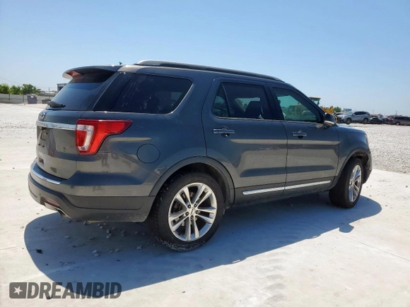 2018 Ford Explorer XLT with VIN 1FM5K7D83JGB03314, listed as a Copart auction lot 61464245 with 172,167 mi miles and Salvage title. Bid and sale history available at DreamBid. Image 3.
