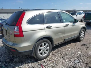 2008 Honda CR-V EX with VIN JHLRE48598C004528, listed as a IAAI auction lot 41938129 with 230,000 mi miles. Bid and sale history available at carsss.com. Image 4.