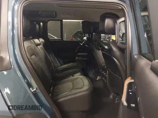 2020 Land Rover Defender HSE with VIN SALE97EUXL2011086, listed as a IAAI auction lot 40110059 with 44,472 mi miles and . Bid and sale history available at DreamBid. Image 8.