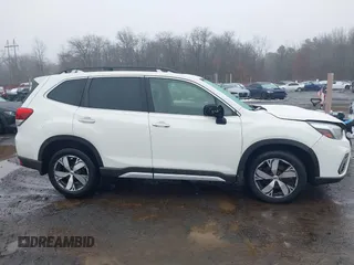 2019 Subaru Forester Touring with VIN JF2SKAWC3KH555900, listed as a IAAI auction lot 41558281 with 138,351 mi miles. Bid and sale history available at carsss.com. Image 13.