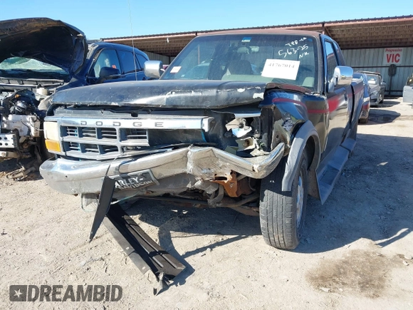 1994 Dodge Dakota z VIN 1B7GL23Y3RS666631, wystawiony jako IAAI lot #41767014 z przebiegiem 236 956 mil mil oraz . Historia ofert i sprzedaży dostępna na DreamBid. Obrazek 17.