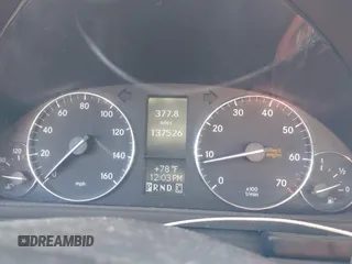 2007 Mercedes-Benz C 280 Luxury z VIN WDBRF92H97F846825, wystawiony jako IAAI lot #42231400 z przebiegiem 137 526 mil mil oraz . Historia ofert i sprzedaży dostępna na DreamBid. Obrazek 7.