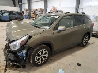 2023 Subaru Forester Premium with VIN JF2SKAEC5PH448923, listed as a Copart auction lot 48064435 with 26,110 mi miles and Salvage Title. Bid and sale history available at carsss.com. Image 1.