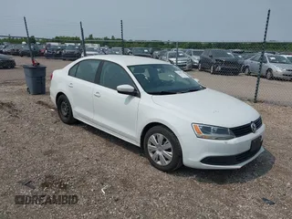 2014 Volkswagen Jetta SE z VIN 3VWD17AJ4EM288282, wystawiony jako IAAI lot #42404774 z przebiegiem 116 292 mil mil oraz . Historia ofert i sprzedaży dostępna na DreamBid. Obrazek 1.