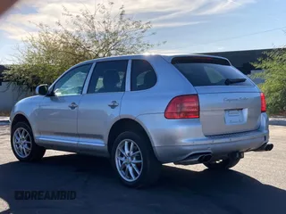 2004 Porsche Cayenne Turbo with VIN WP1AC29P34LA94515, listed as a Copart auction lot 85326804 with 193,758 mi miles and Clean Title. Bid and sale history available at carsss.com. Image 3.