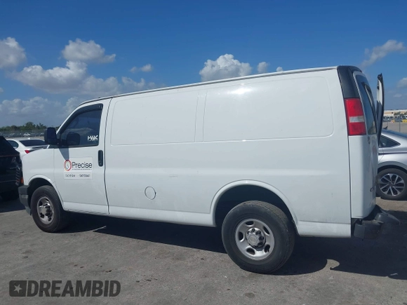 2018 Chevrolet Express Cargo Van with VIN 1GCWGAFP0J1177319, listed as a IAAI auction lot 41575100 with 132,479 mi miles. Bid and sale history available at carsss.com. Image 13.