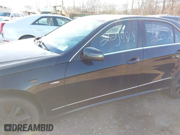 2012 Mercedes-Benz E 350 Luxury with VIN WDDHF8JB8CA526817, listed as a IAAI auction lot 41740110 with Not provided miles and . Bid and sale history available at DreamBid. Image 6.