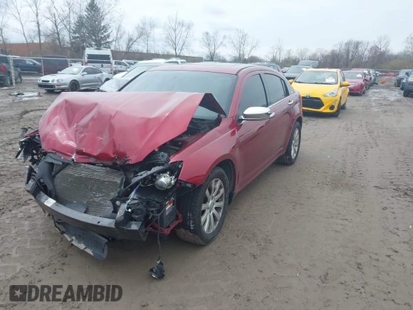 2014 Chrysler 200 Limited with VIN 1C3CCBCGXEN152052, listed as a IAAI auction lot 42017354 with 138,637 mi miles and . Bid and sale history available at DreamBid. Image 16.