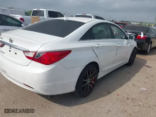 2011 Hyundai Sonata GLS with VIN 5NPEB4ACXBH225256, listed as a IAAI auction lot 41941884 with 1 mi miles. Bid and sale history available at carsss.com. Image 4.