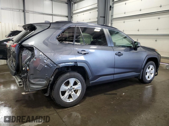 2020 Toyota RAV4 XLE with VIN 2T3P1RFVXLW119614, listed as a Copart auction lot 77139364 with 74,020 mi miles and Salvage Title. Bid and sale history available at carsss.com. Image 3.