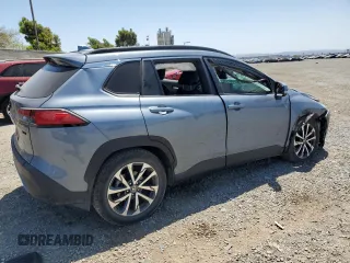 2022 Toyota Corolla Cross XLE with VIN 7MUEAAAG3NV012240, listed as a Copart auction lot 54125225 with 16,204 mi miles and Salvage title. Bid and sale history available at DreamBid. Image 3.