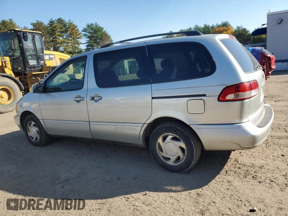 2003 Toyota Sienna LE with VIN 4T3ZF13C33U552593, listed as a Copart auction lot 77281524 with 177,659 mi miles and Clean Title. Bid and sale history available at carsss.com. Image 2.