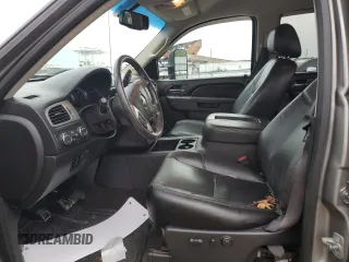 2014 Chevrolet Silverado 3500HD LTZ with VIN 1GC4K1C81EF128528, listed as a Copart auction lot 86098474 with 179,717 mi miles and Salvage Title. Bid and sale history available at DreamBid. Image 7.