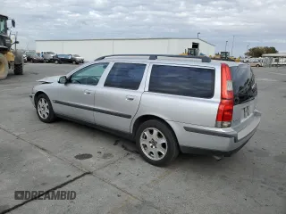2002 Volvo V70 with VIN YV1SW58D121195061, listed as a Copart auction lot 77491824 with 141,689 mi miles and Salvage Title. Bid and sale history available at DreamBid. Image 2.
