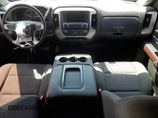 2015 GMC Sierra 1500 SLE z VIN 3GTP1UEC5FG482474, wystawiony jako Copart lot #56134745 z przebiegiem Nie podano mil oraz Szkoda całkowita • Salvage title. Historia ofert i sprzedaży dostępna na DreamBid. Obrazek 8.