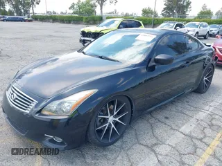 2013 Infiniti G37 IPL with VIN JN1CV6EK3DM920640, listed as a IAAI auction lot 42092727 with 206,880 mi miles. Bid and sale history available at carsss.com. Image 18.