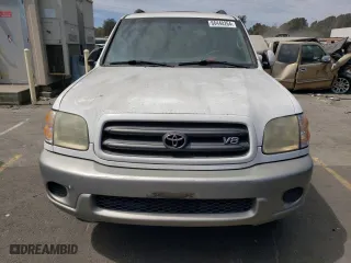 2001 Toyota Sequoia SR5 with VIN 5TDZT34A31S002021, listed as a Copart auction lot 66440264 with 233,006 mi miles and Salvage Title. Bid and sale history available at carsss.com. Image 5.