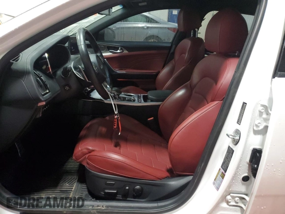 2022 Kia Stinger GT2 with VIN KNAE55LC8N6106126, listed as a Copart auction lot 42525165 with 49,829 mi miles and Salvage Title. Bid and sale history available at DreamBid. Image 7.