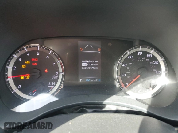 2021 Toyota Highlander L z VIN 5TDBZRBH8MS137793, wystawiony jako Copart lot #48975855 z przebiegiem 68 489 mil mil oraz Szkoda całkowita • Salvage title. Historia ofert i sprzedaży dostępna na DreamBid. Obrazek 9.