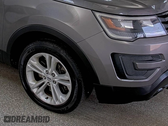 2017 Ford Police Interceptor Utility с VIN 1FM5K8AR7HGC26854, выставлен на аукционе IAAI как лот 42791619 с пробегом 105 935 миль миль и . История ставок и продаж доступна на DreamBid. Изображение 23.