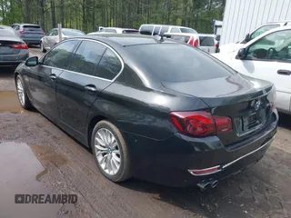 2016 BMW 5 Series 528i xDrive with VIN WBA5A7C57GG643446, listed as a IAAI auction lot 42039384 with 132,119 mi miles. Bid and sale history available at carsss.com. Image 3.