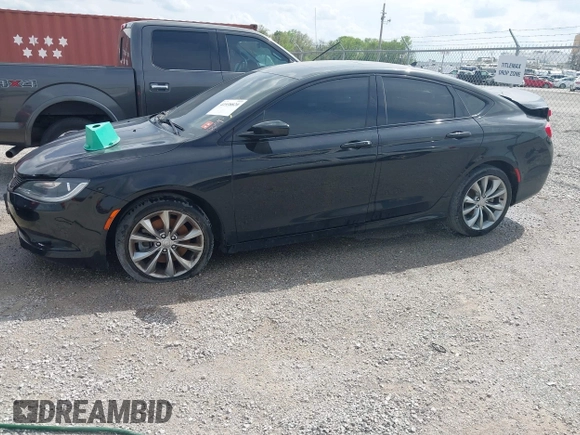2016 Chrysler 200 S z VIN 1C3CCCBG9GN175199, wystawiony jako IAAI lot #41938820 z przebiegiem 214 508 mil mil oraz . Historia ofert i sprzedaży dostępna na DreamBid. Obrazek 14.