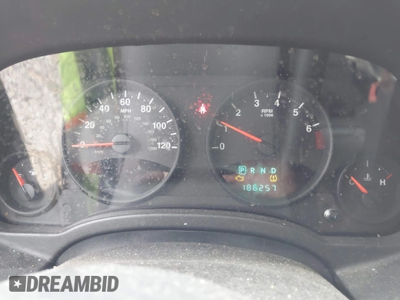 2011 Jeep Compass Latitude with VIN 1J4NT1FB8BD194438, listed as a IAAI auction lot 42130688 with 186,257 mi miles. Bid and sale history available at carsss.com. Image 7.