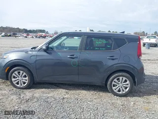 2021 Kia Soul X-Line with VIN KNDJ23AU1M7747914, listed as a IAAI auction lot 41380092 with 47,048 mi miles. Bid and sale history available at carsss.com. Image 14.