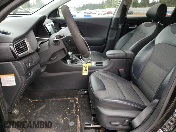 2017 Kia Niro Touring Launch Edition with VIN KNDCC3LC8H5069089, listed as a Copart auction lot 54293064 with 81,987 mi miles and Salvage Title. Bid and sale history available at carsss.com. Image 7.