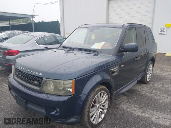 2011 Land Rover Range Rover Sport HSE Lux with VIN SALSK2D41BA289200, listed as a IAAI auction lot 42534463 with 199,811 mi miles and . Bid and sale history available at DreamBid. Image 2.