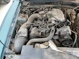 1996 Ford Mustang z VIN 1FALP4049TF152546, wystawiony jako Copart lot #83665864 z przebiegiem 101 140 mil mil oraz Szkoda całkowita • Salvage title. Historia ofert i sprzedaży dostępna na DreamBid. Obrazek 15.