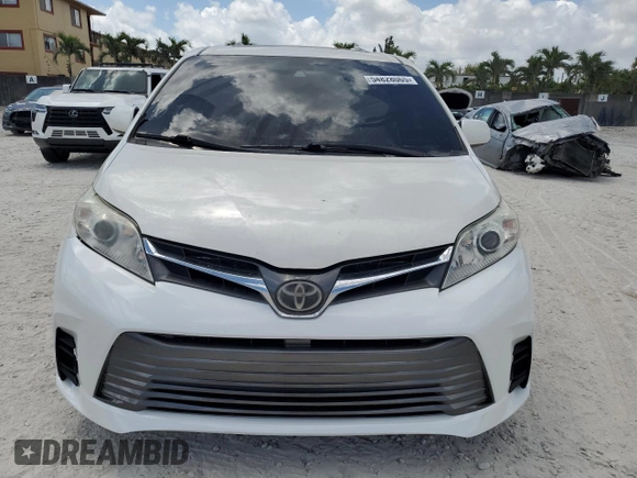 2018 Toyota Sienna XLE Auto Access Seat with VIN 5TDYZ3DC9JS960124, listed as a Copart auction lot 54828065 with 109,021 mi miles and Clean Title. Bid and sale history available at carsss.com. Image 5.