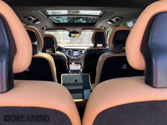 2021 Volvo XC90 Inscription Expression with VIN YV4BR0CL8M1708756, listed as a Copart auction lot 54207055 with 139,013 mi miles and Clean Title. Bid and sale history available at carsss.com. Image 9.