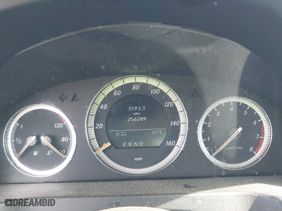 2008 Mercedes-Benz C-Class 3.0L Sport with VIN WDDGF54X48F052635, listed as a IAAI auction lot 42098349 with 256,289 mi miles. Bid and sale history available at carsss.com. Image 7.