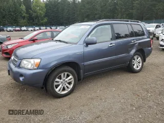 2007 Toyota Highlander Hybrid w/3rd Row with VIN JTEEW21A570038840, listed as a Copart auction lot 71243204 with 226,529 mi miles and Salvage Title. Bid and sale history available at carsss.com. Image 1.