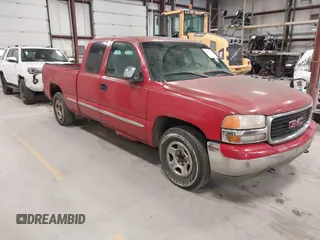 2001 GMC Sierra 1500 SLE z VIN 2GTEC19V811358924, wystawiony jako IAAI lot #42048996 z przebiegiem 89 957 mil mil oraz . Historia ofert i sprzedaży dostępna na DreamBid. Obrazek 1.