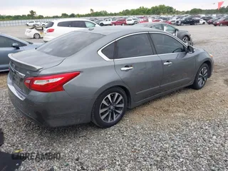 2016 Nissan Altima SR with VIN 1N4AL3AP6GC156602, listed as a IAAI auction lot 42205423 with 169,967 mi miles and . Bid and sale history available at DreamBid. Image 4.