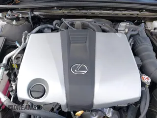 2024 Lexus ES 350 Luxury z VIN 58AEZ1B15RU180643, wystawiony jako IAAI lot #42296720 z przebiegiem 19 457 mil mil oraz . Historia ofert i sprzedaży dostępna na DreamBid. Obrazek 10.