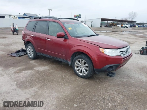 2012 Subaru Forester 2.5X Premium with VIN JF2SHBCC1CH425429, listed as a IAAI auction lot 41710662 with 88,753 mi miles. Bid and sale history available at carsss.com. Image 1.