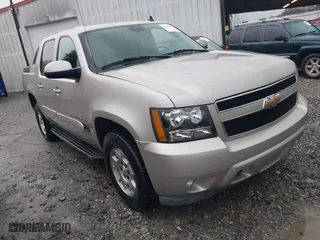 2007 Chevrolet Avalanche LS with VIN 3GNEC120X7G295332, listed as a IAAI auction lot 41766439 with 189,070 mi miles. Bid and sale history available at carsss.com. Image 1.
