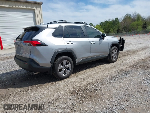 2025 Toyota RAV4 XLE with VIN 2T3W1RFVXSC309764, listed as a IAAI auction lot 41866773 with 4,641 mi miles. Bid and sale history available at carsss.com. Image 4.