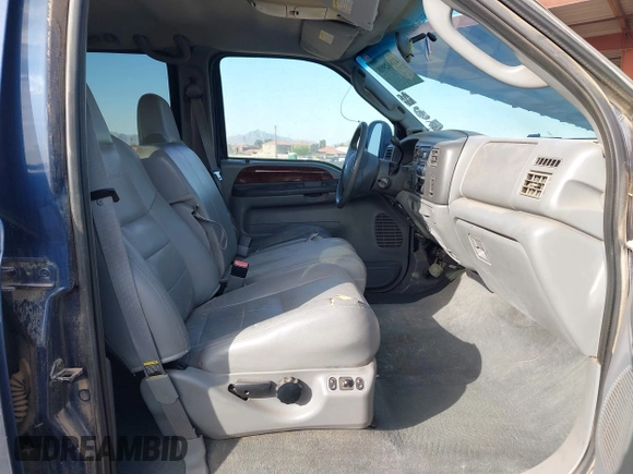 2004 Ford F-350 XL z VIN 1FTSW31P24EC41068, wystawiony jako IAAI lot #41962988 z przebiegiem 145 562 mil mil oraz . Historia ofert i sprzedaży dostępna na DreamBid. Obrazek 5.