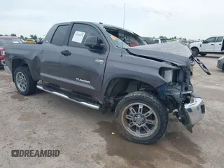 2016 Toyota Tundra SR5 z VIN 5TFRW5F14GX207771, wystawiony jako IAAI lot #42181470 z przebiegiem Nie podano mil oraz . Historia ofert i sprzedaży dostępna na DreamBid. Obrazek 1.