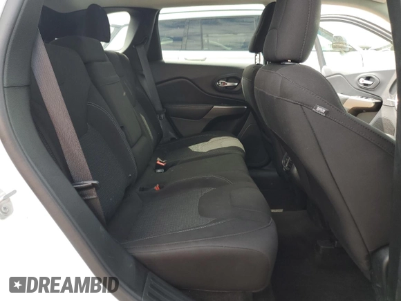 2019 Jeep Cherokee Latitude with VIN 1C4PJLCB3KD262553, listed as a Copart auction lot 58127155 with 70,236 mi miles and Salvage title. Bid and sale history available at DreamBid. Image 11.
